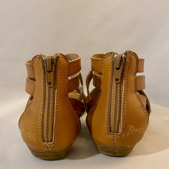 Blowfish Malibu Brown Leather Back Zip Sandles size 3.5 - Picture 3 of 4